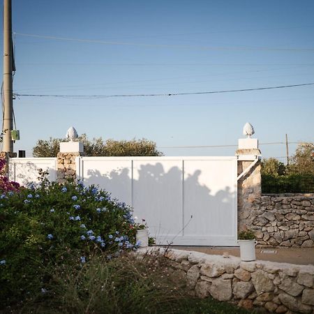 Prestigiosa Villa Con Piscina Condominiale Monopoli Zewnętrze zdjęcie