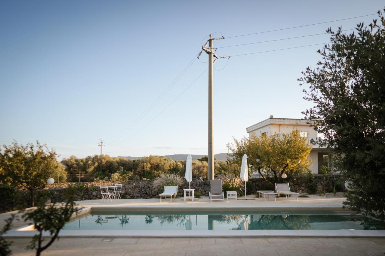 Prestigiosa Villa Con Piscina Condominiale Monopoli Zewnętrze zdjęcie