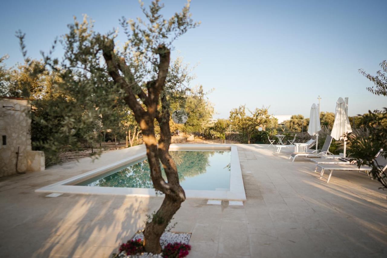 Prestigiosa Villa Con Piscina Condominiale Monopoli Zewnętrze zdjęcie