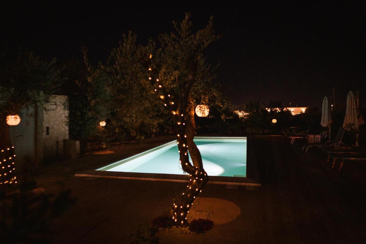 Prestigiosa Villa Con Piscina Condominiale Monopoli Zewnętrze zdjęcie